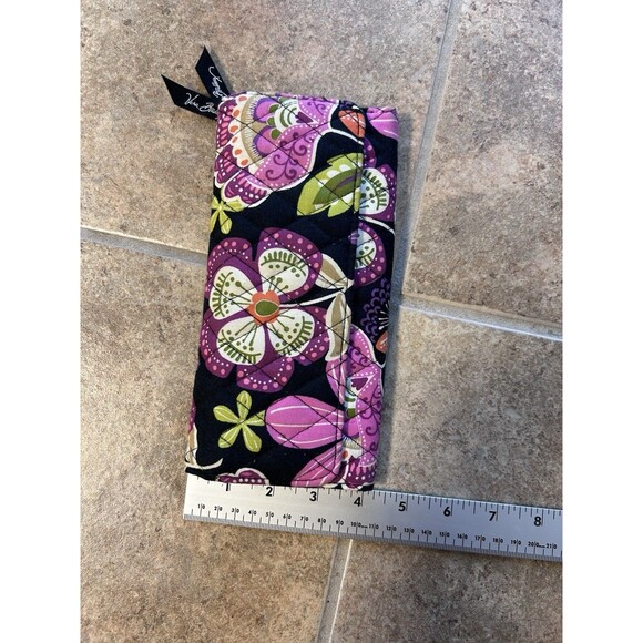 Vera Bradley Tri Fold Magnetic Wallet 9” - Picture 6 of 6